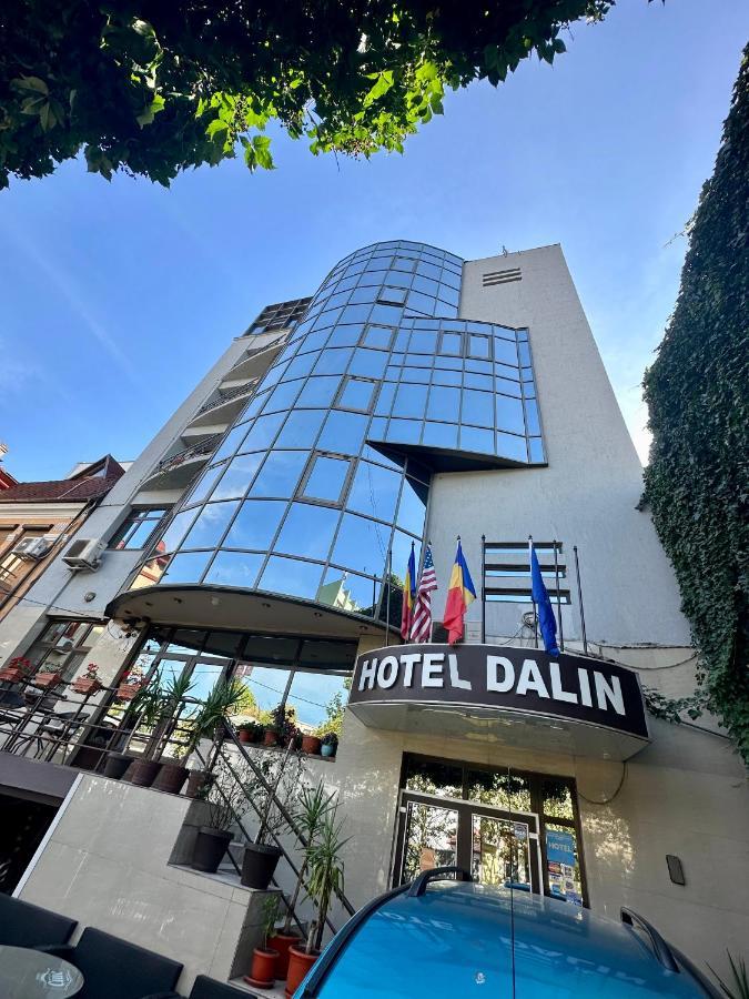 Darin Hotel Bucarest Esterno foto