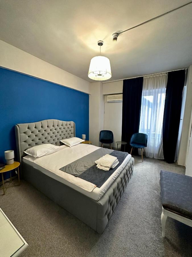 Darin Hotel Bucarest Esterno foto